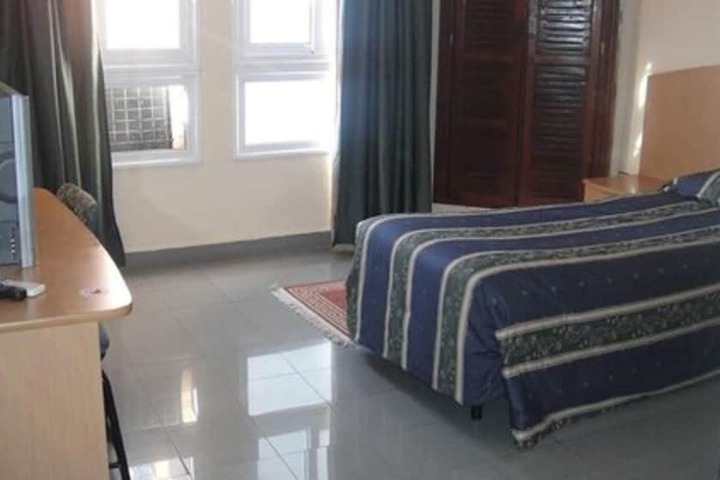 Room 10 of 51