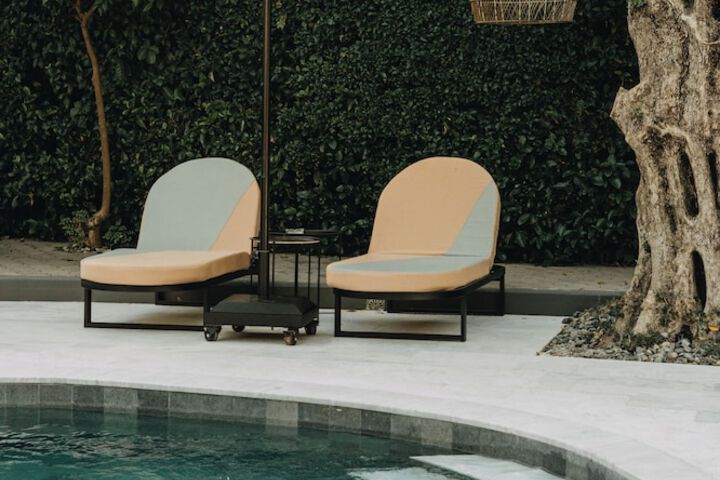 Pool 83 of 110