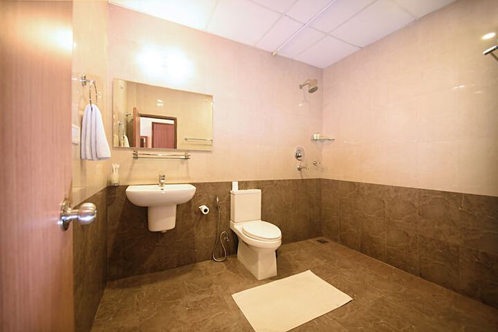 Room 53 of 70