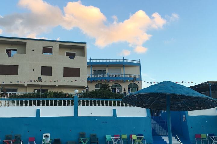 Pools & Facilities