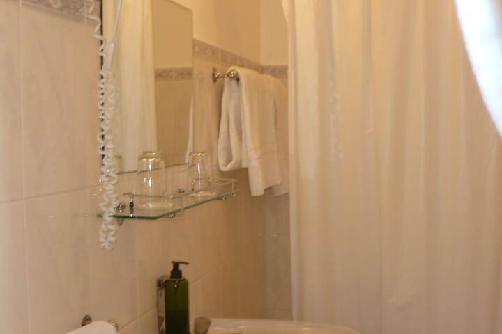 Room 26 of 53