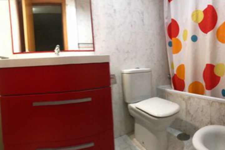 Room 5 of 19
