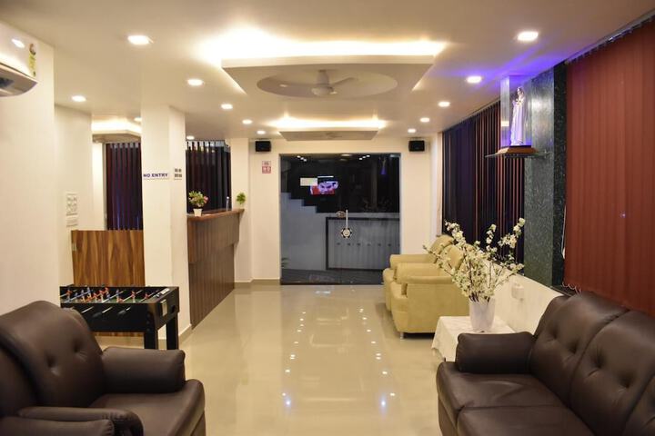 Hotel Interior 2 of 14