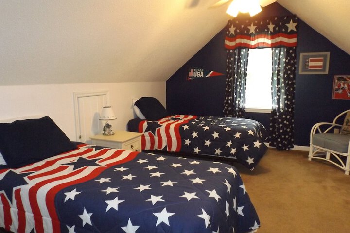 Room 8 of 400