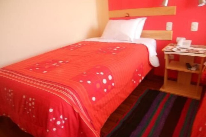 Room 11 of 19