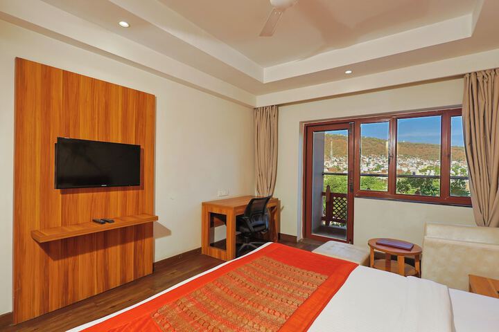 Room 20 of 92