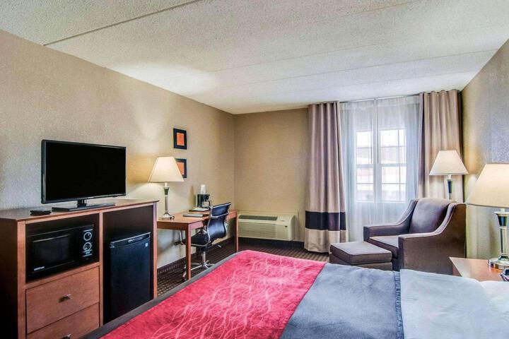 Double Accessible 2 Queen Beds