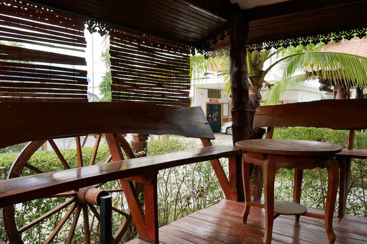 Terrace/Patio 5 of 38