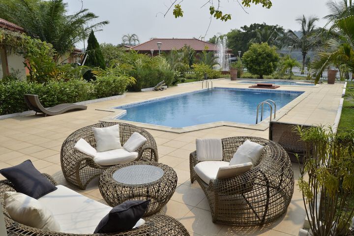 Pool 39 of 69