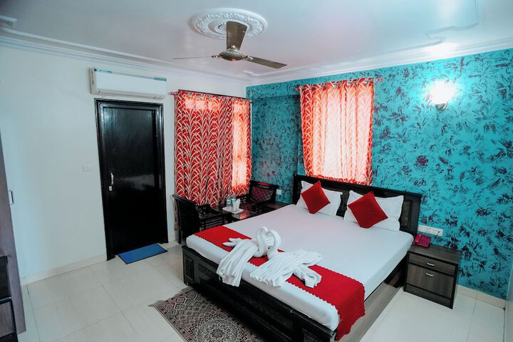 Room 15 of 43