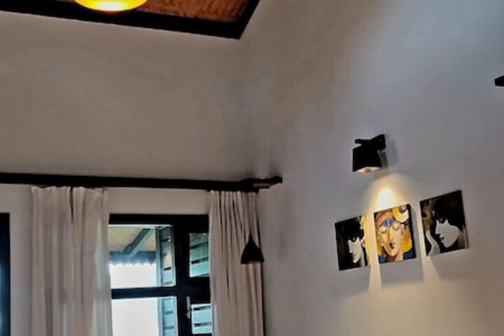 Room 6 of 54