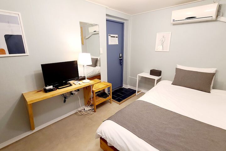 Room 31 of 84