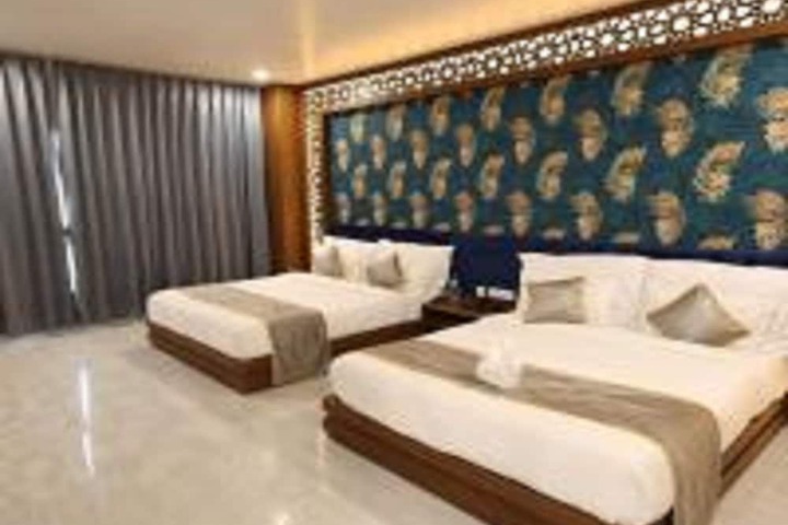 Room 45 of 190