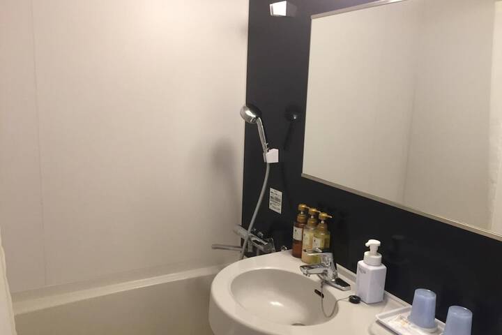 Clean Restrooms