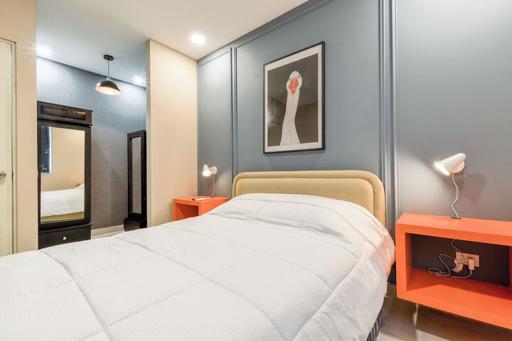 Room 21 of 249