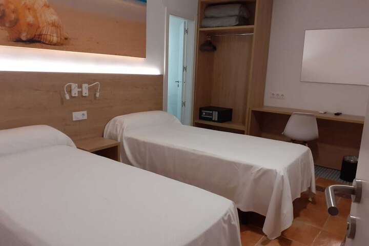 Room 19 of 41