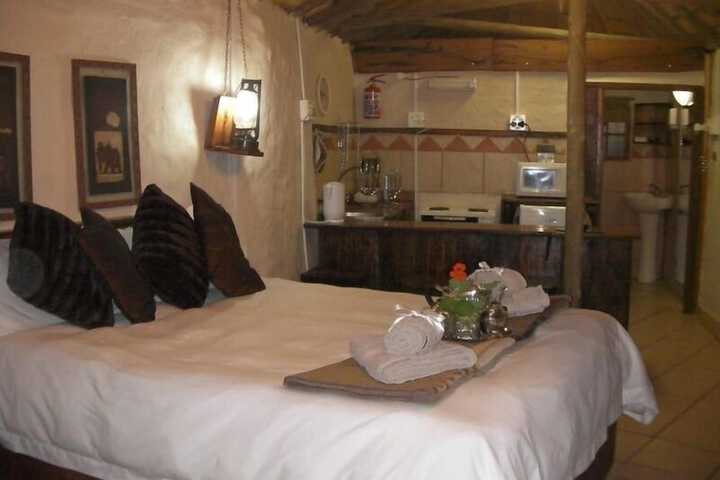 Room 9 of 25