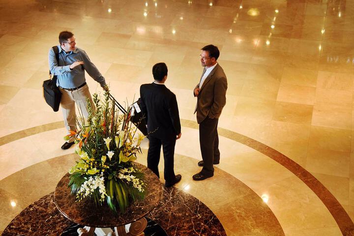 Entrance & Lobby