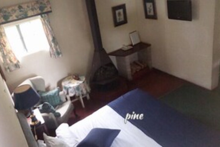 Room 32 of 52