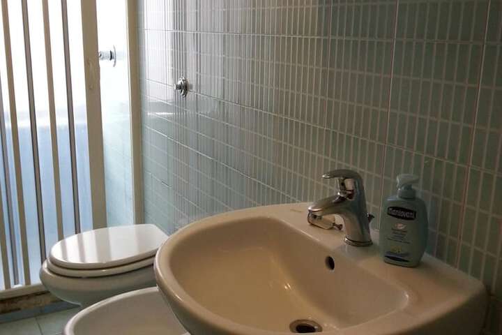 Clean Restrooms
