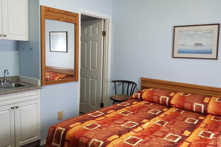 Room 14 of 33