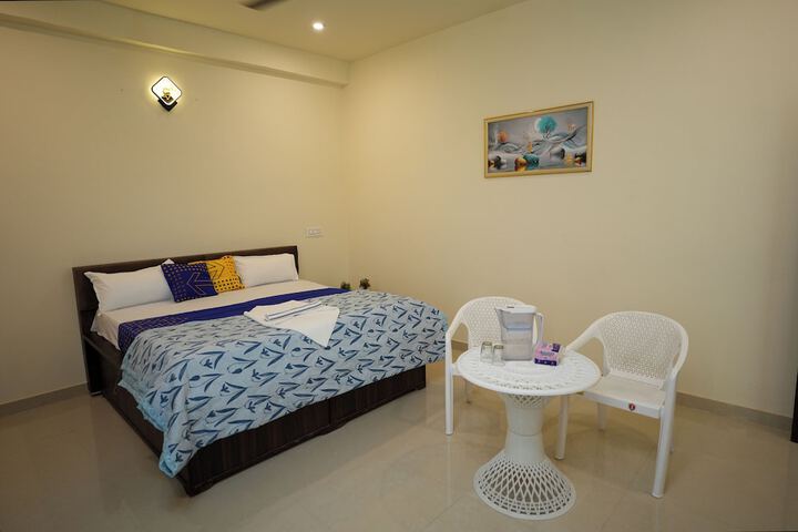 Room 6 of 35