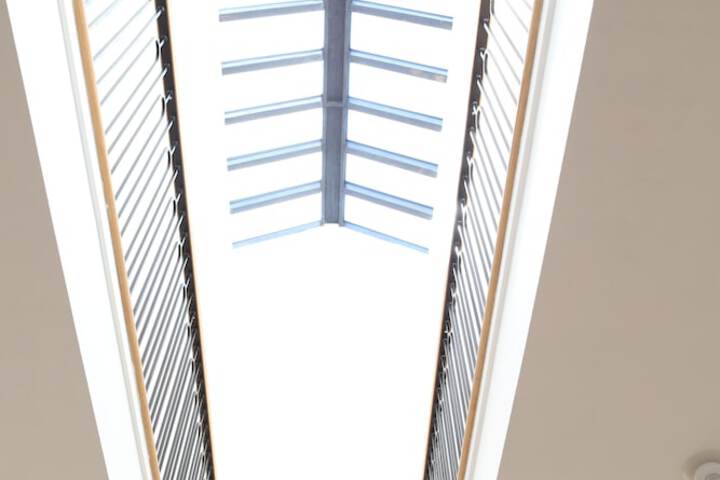 Ballroom/Hall 12 of 23