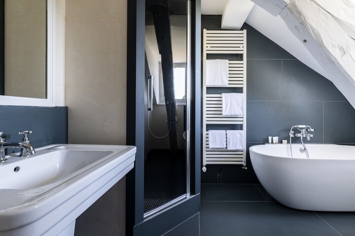 Bath Interior