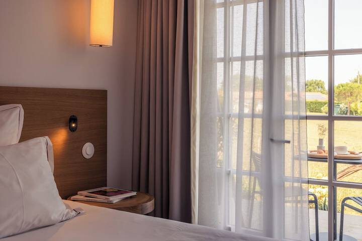 Room 49 of 146