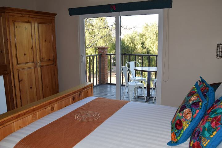 Room 18 of 146