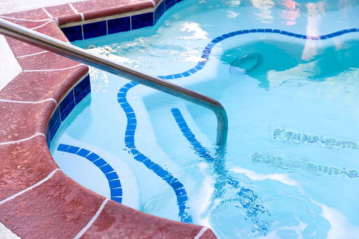 Pool 66 of 138