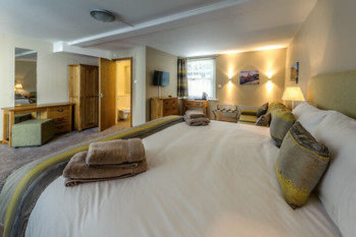 Room 20 of 25