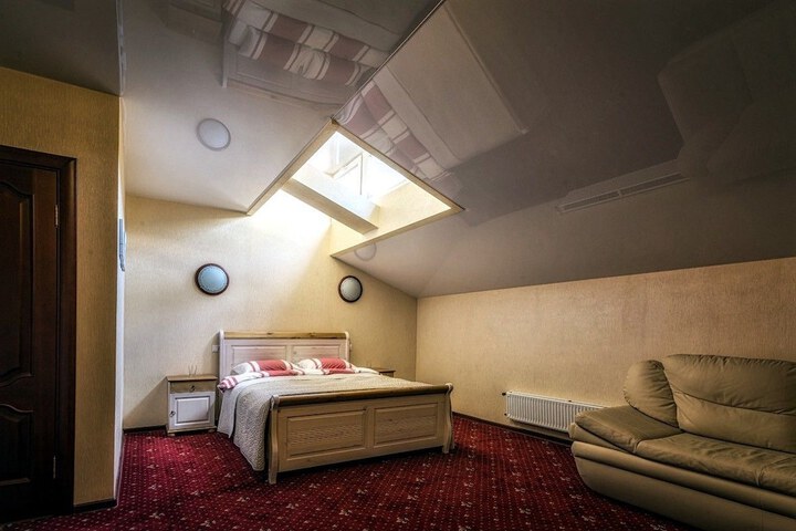 Room 18 of 57