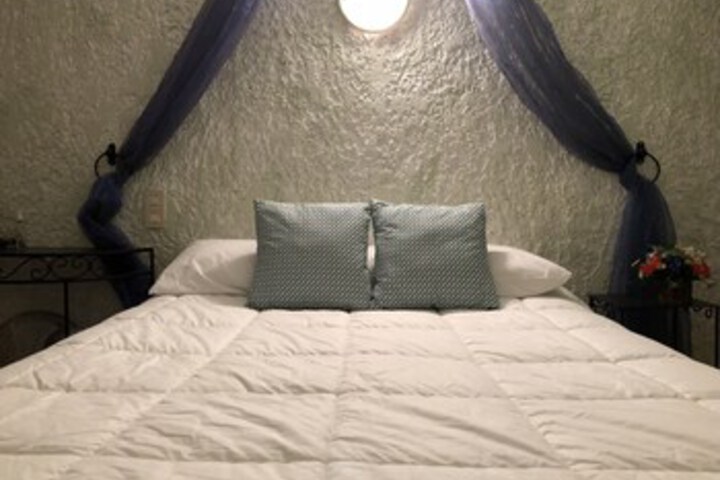 Room 24 of 36