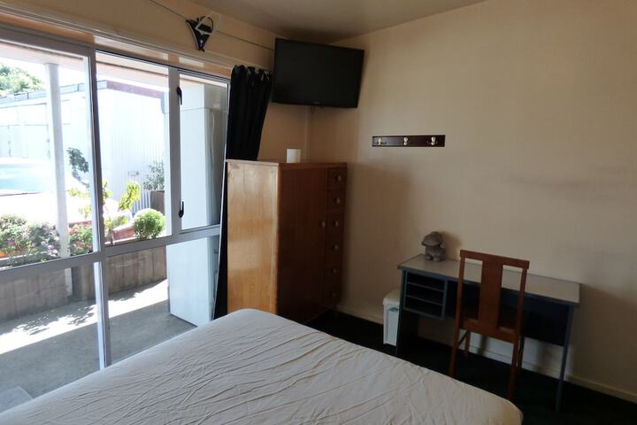 Room 13 of 39
