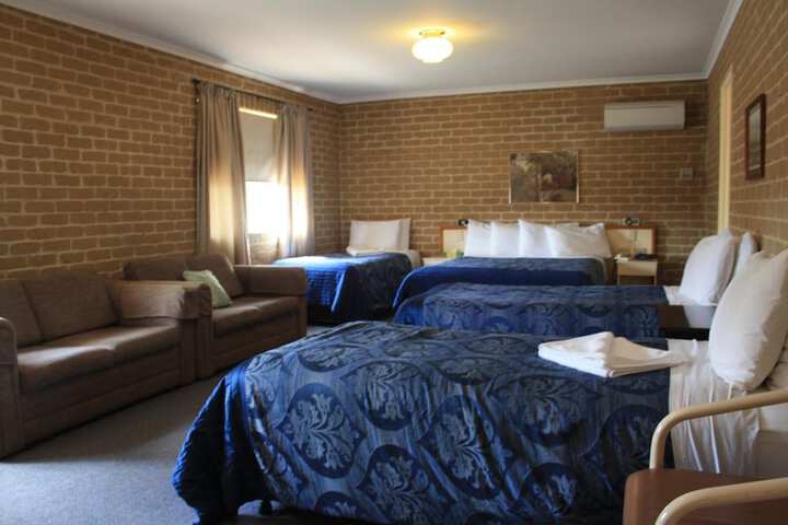 Room 20 of 35