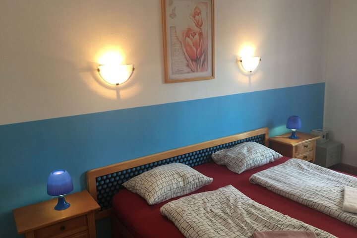 Room 9 of 45