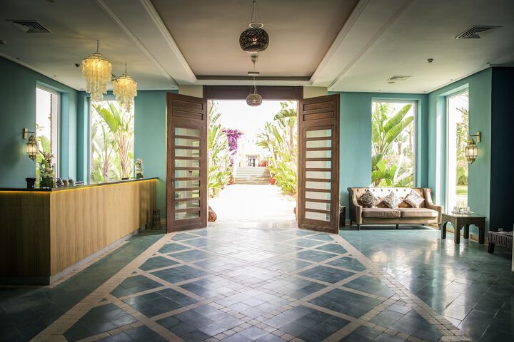 Hotel Interior 36 of 118