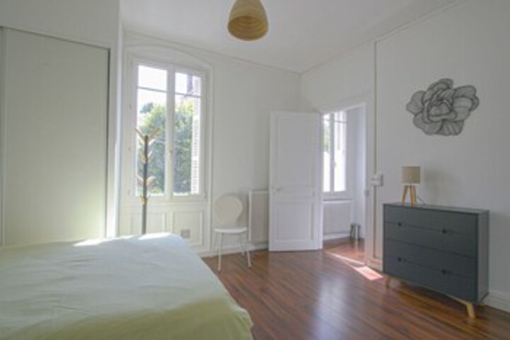 Room 36 of 60