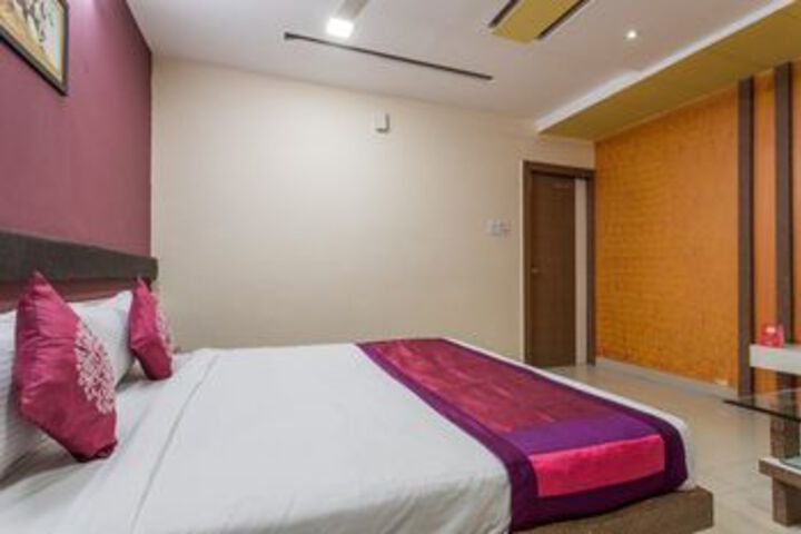 Room 10 of 22