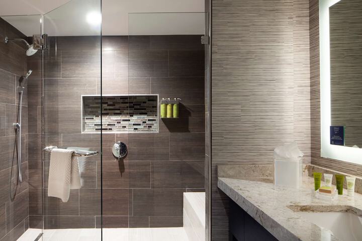 Bathroom shower