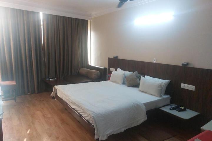 Hotel Shikhar Palace