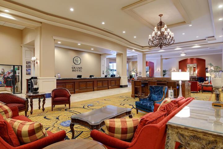 Hotel Interior 9 of 98