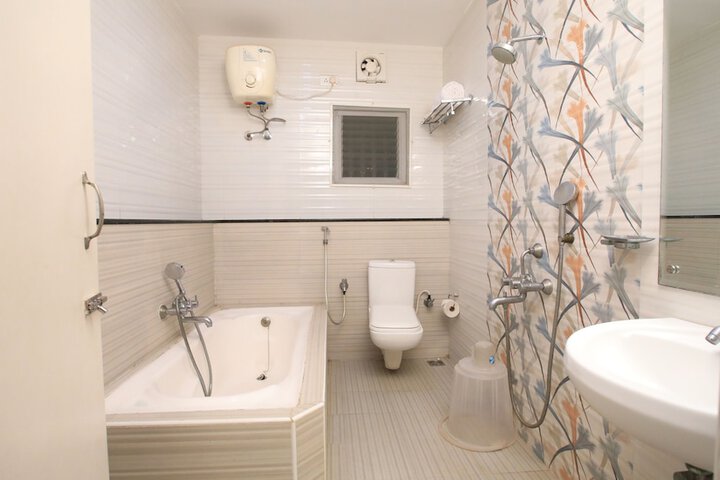 Room 17 of 19
