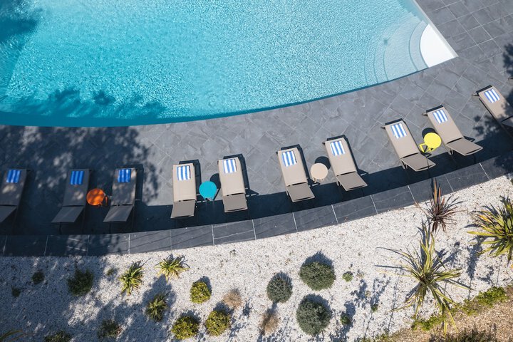 Pool 123 of 278