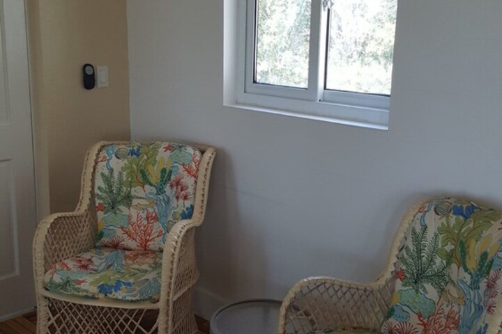 Room 9 of 27