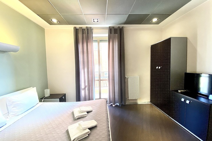 Room 3 of 30