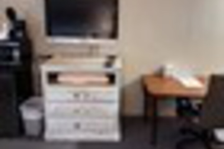 Room 98 of 390
