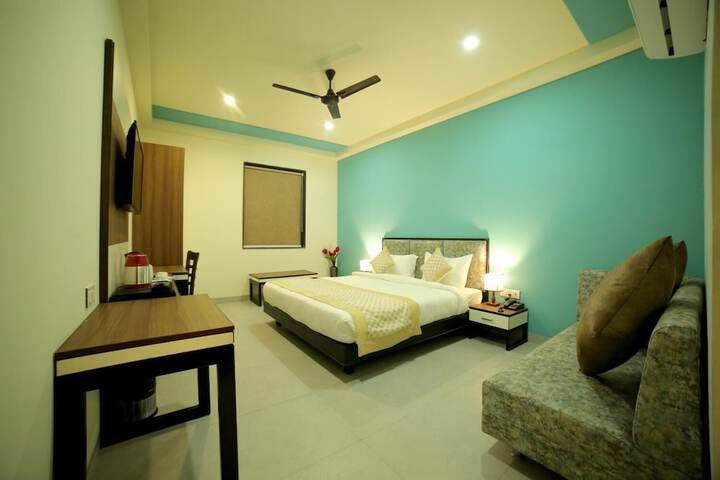 Room 10 of 40