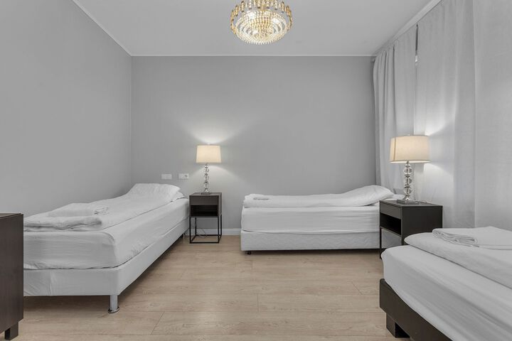 Room 41 of 44